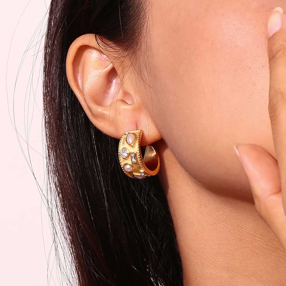 New Luxury Encrusted Shiny Geometric Zircon She ly Pearl C Hoop Stainless Steel Earrings For Women Daily Jewelry XJ250623