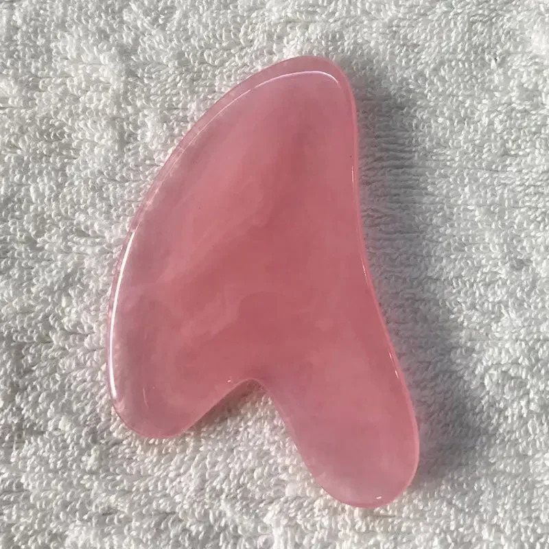 1pc Heart Shape SPA Massage Beeswax Gua sha Scraping Massage Scraper Face Massager Acupuncture Guasha Board Massager for face 250619
