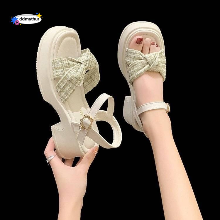 Fairy Style Thick-Soled Sandals for Women, Summer 2024, Small Size, Chunky Heel, One-Strap Fashion Beach Shoes ddmythur