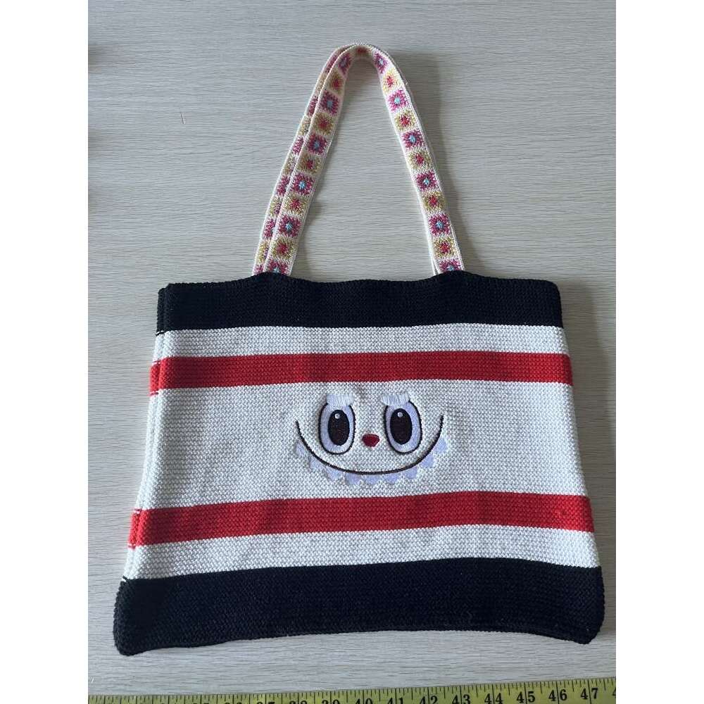 Women's Commuting, Large Capacity Bag, Fashionable Knitted Heart Style, Casual Versatile Shoulder Bag for Women