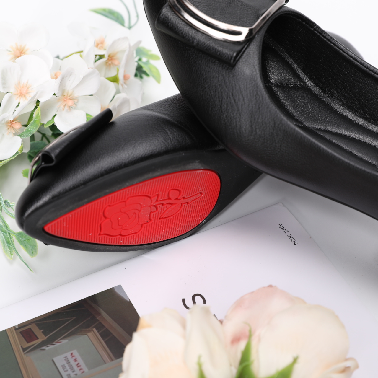 5536-Women's spring new fashion pointed toe cover with thick sole suitable for parties and office ladies light metal buckle