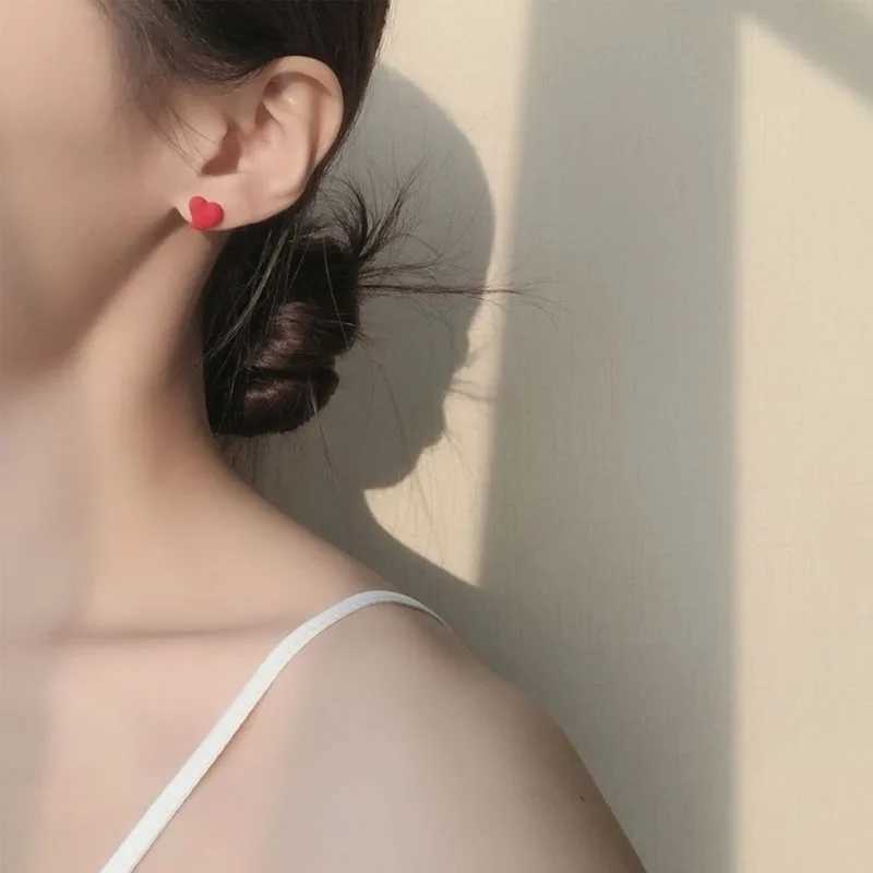 Cute Fairy Tales Animal Rabbit Pearl Stud Earrings Sweet Girls Women Asymmetric Heart Ear Studs JewelryXJ250623