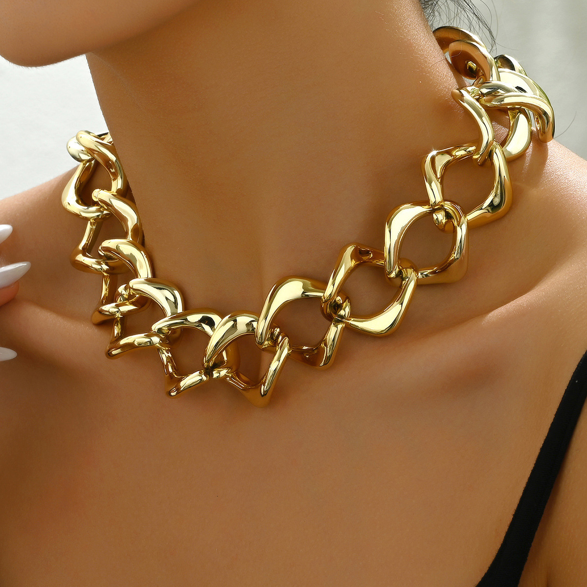 Style Women's Clavicle Chain Gd-Plated Exaggerated Long Necklace Jewelry