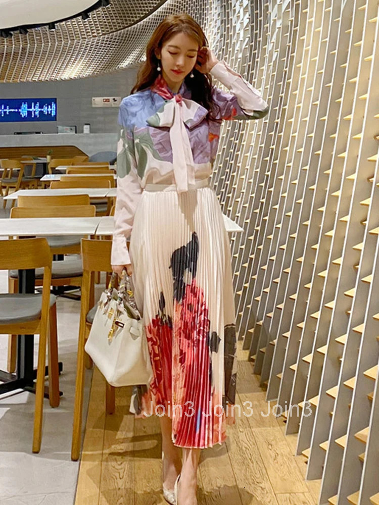 New Korean Fashion Work Style Print 2 Pieces Outfits Women Clothes Elegant Office Loose Tops Shirt Blouse And Pleated Skirt Set