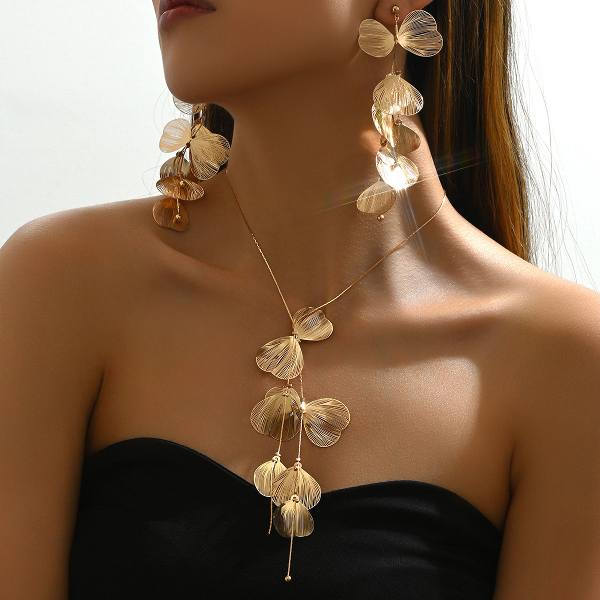 Wind Women's Jewelry Set Flower High-end Tassel Design Stud Earrings Necklace Accessories