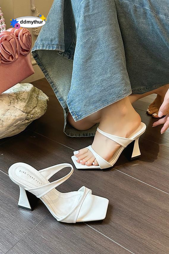 2023 Summer New Women's Shoes Rose Red Metal High Slippers Square Open Toe Versatile One Strap Thin Heel Sandals ddmythur