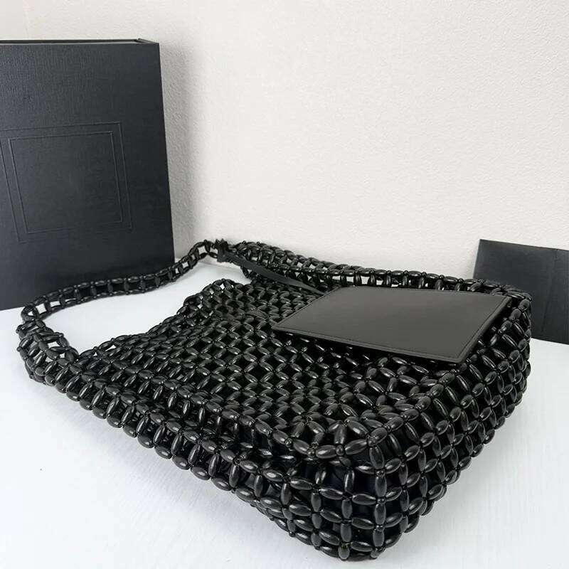 High Quality Women's Tote Handmade Retro Wooden Bead Woven Handbag Fashionable Armpit Bag 2025 New Model with Small Wallet