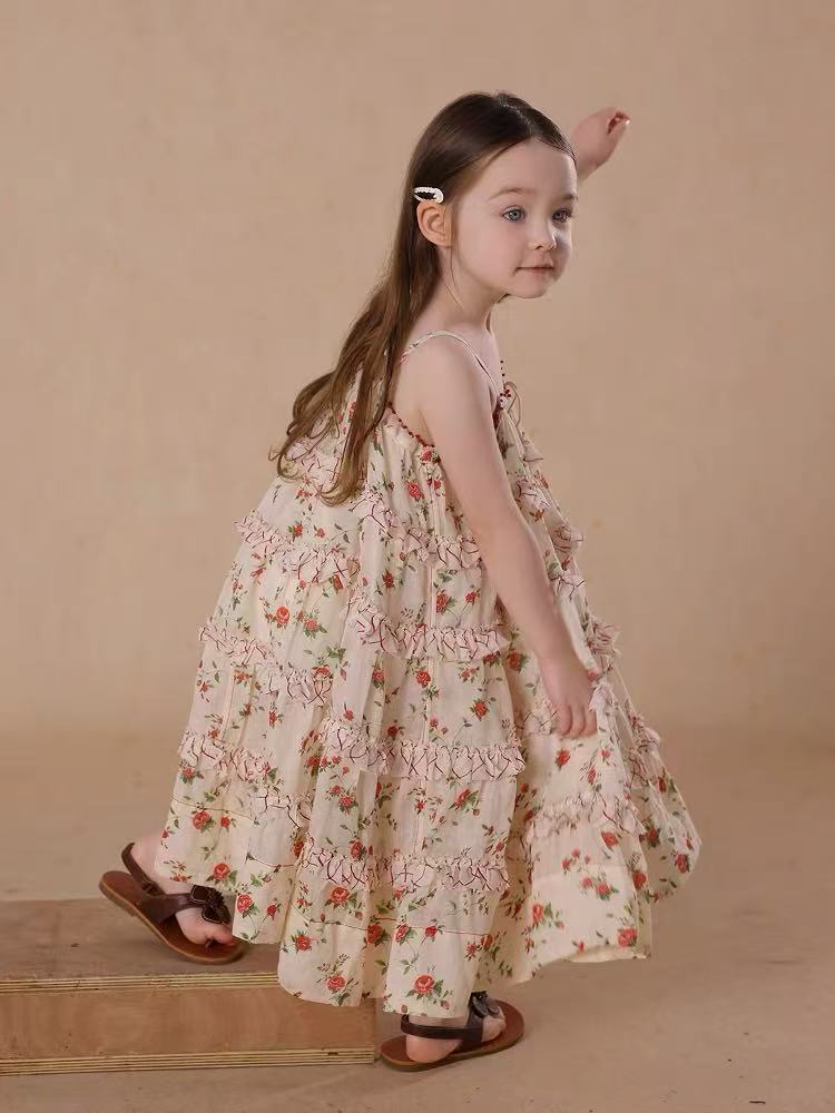 Girls' printed camisole dress is fashionable and casual