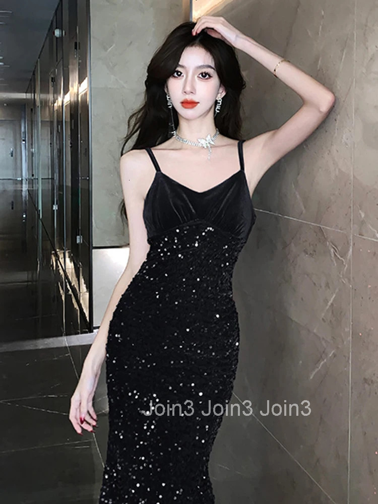 Luxury Elegant Party Dresses for Women Red Black Sparkling Glitter Velvet Strap Backless Bodycon Fishtail Robe Host Prom Vestido
