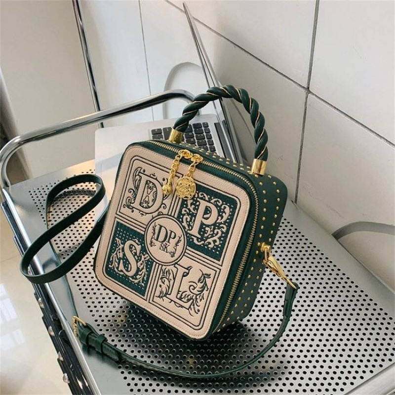 Women's Commuting Small Square Bag Handbag Free Shipping New Light Luxury Internet Celebrity Letter Shoulder Bag Versatile Fashion Designer Cross