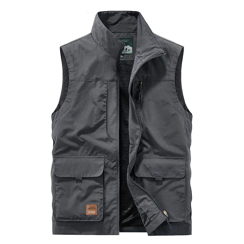 FGKKS Mens Leisure Vest Solid Color Tooling Style Waistcoat Thin Fishing Hiking Multi-Pocket Casual Loose Vest for Men 250617