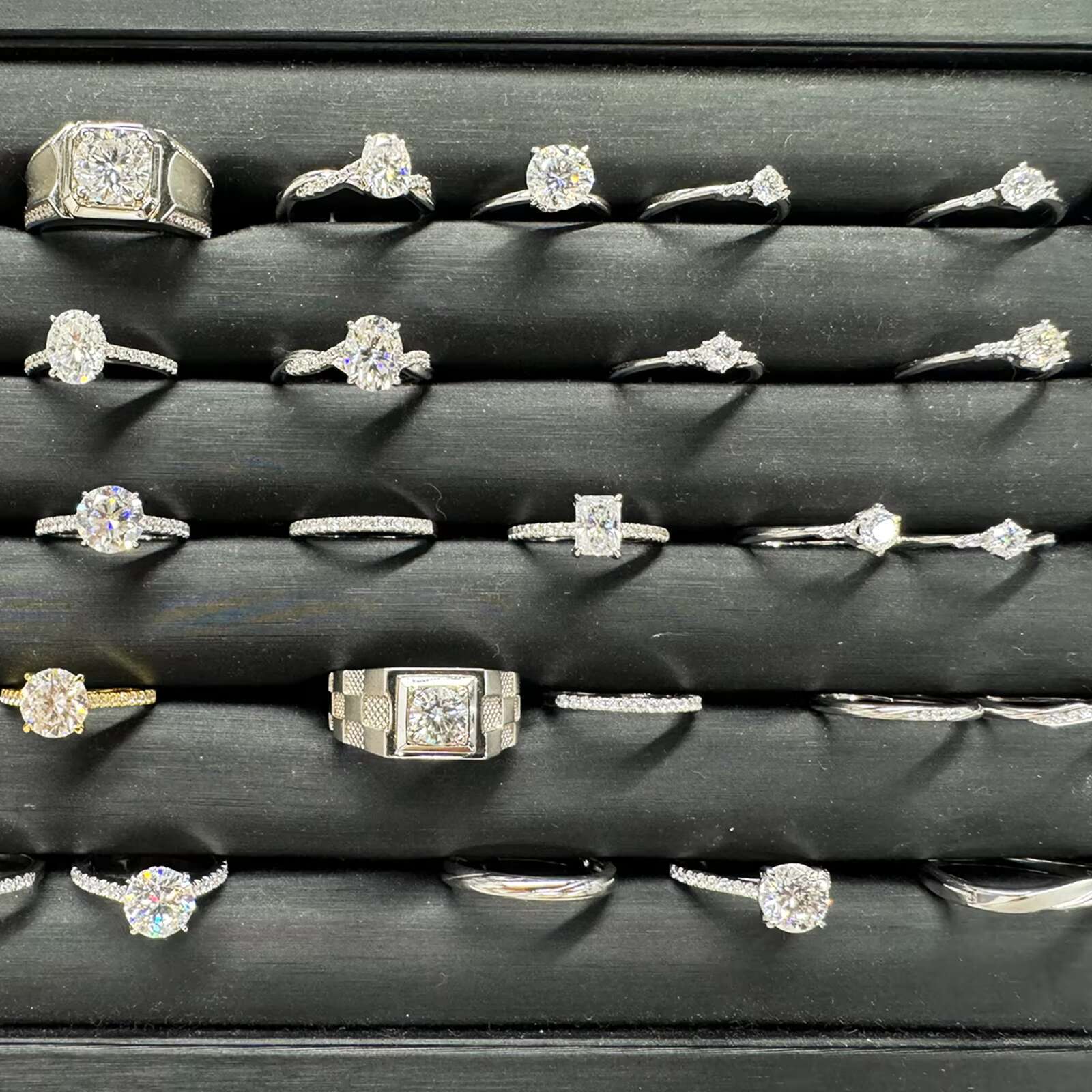 Bling 2.0CT 1.0CT Mossanite VVS Women Jewelry Gift 925 Sterling Silver GRA Certified Oval Cut Diamond Moissanite Engagement Ring