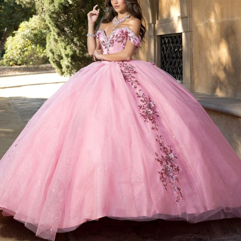 Pink Shiny Ball Gown Quinceanera Dresses Floral Applique Beading Crystal Bow Tull Corset Sweet 16 Dress Vestidos De 15 Anos