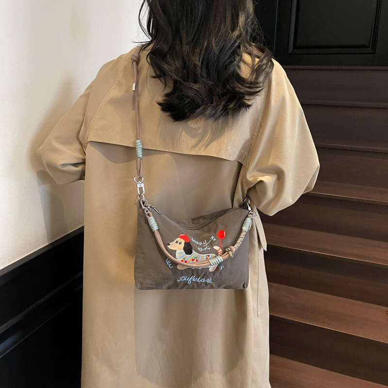 2025 Summer New Fashionable Niche Design Small Square Trendy Simple Women's Unique Shoulder Crossbody Bag