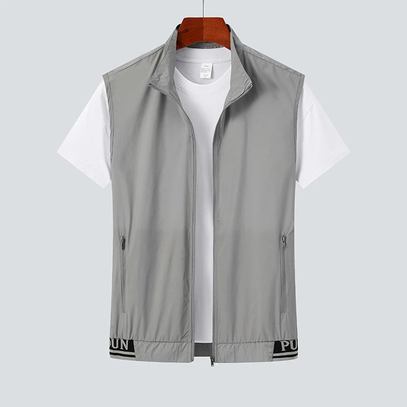 High-Quality Leisure Vest Men Patchwork Multi Pocket Sleeveless Waistcoat Pography Vest Streetwear 250617