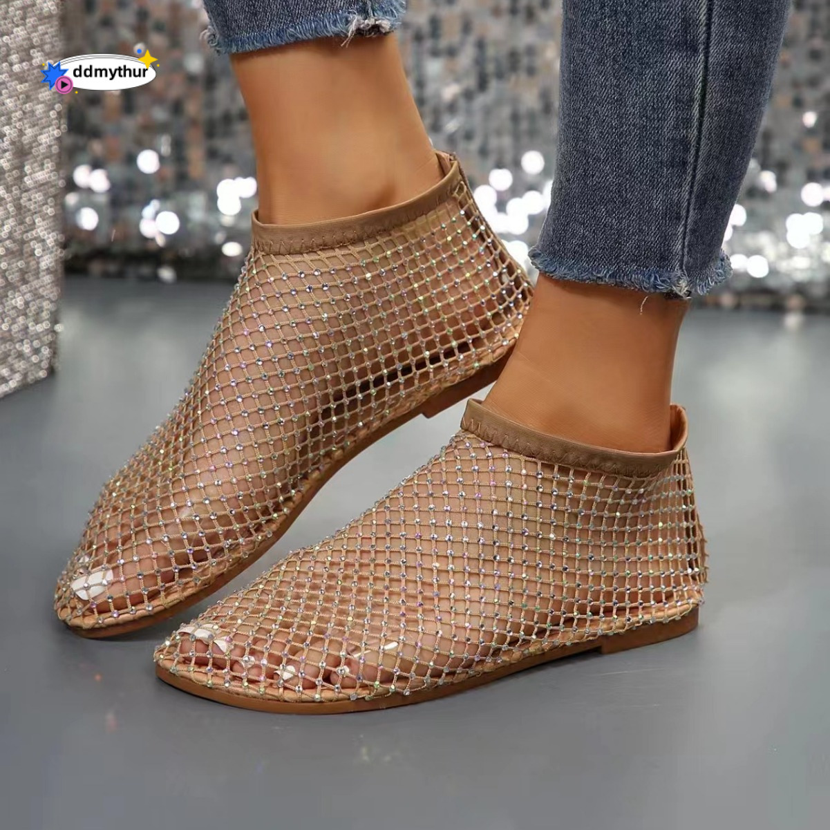 2024 Beach Round Toe Flat Breathable Mesh Casual Lightweight Slip-On Sandals for Women ddmythur