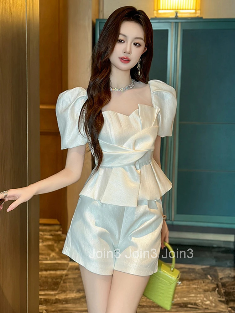 New Elegant Luxury Diamonds Satin Solid Short Shirt Women Clothes Retro Puff Sleeve Slim Folds Sweet Bow Mujer Tops Prom Blouse