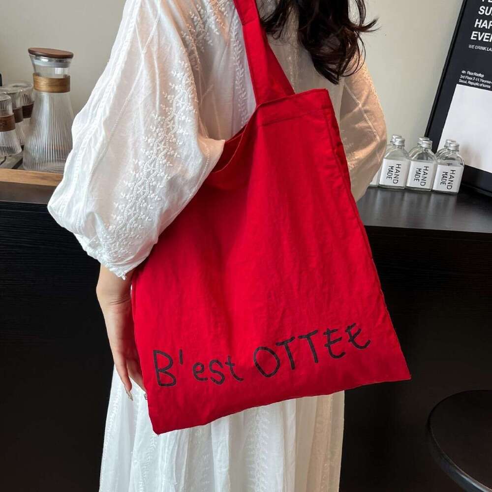 Minimalist Large Capacity Tote for Women 2025 Summer New Simple Trendy Commuter Fashion Shoulder Bag