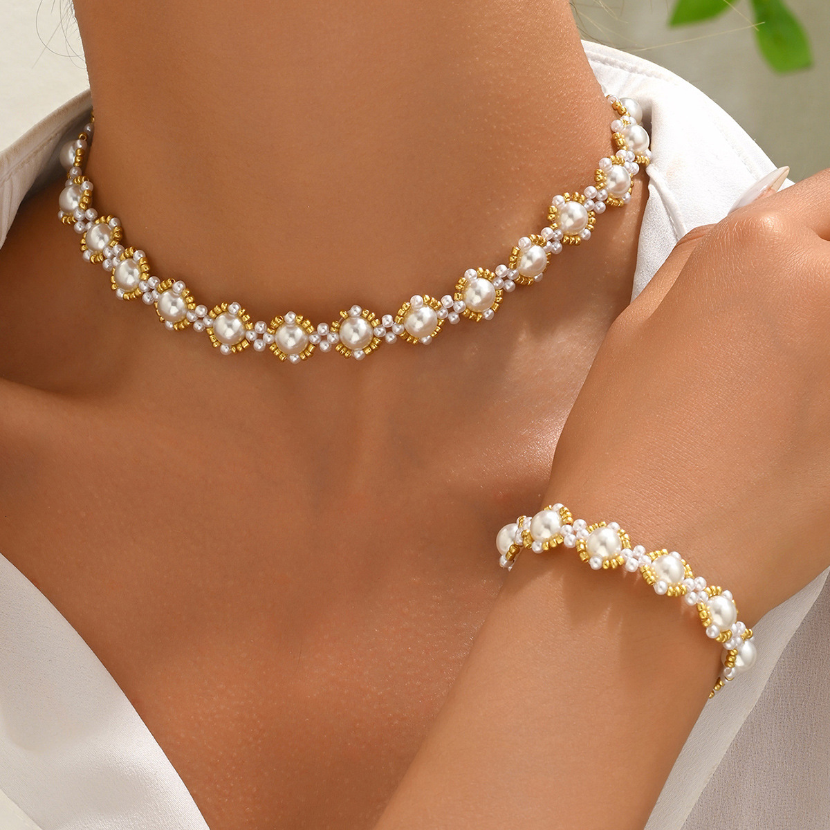 Style Women's Beaded Bracelet High-end Design Long Necklace Jewelry Set