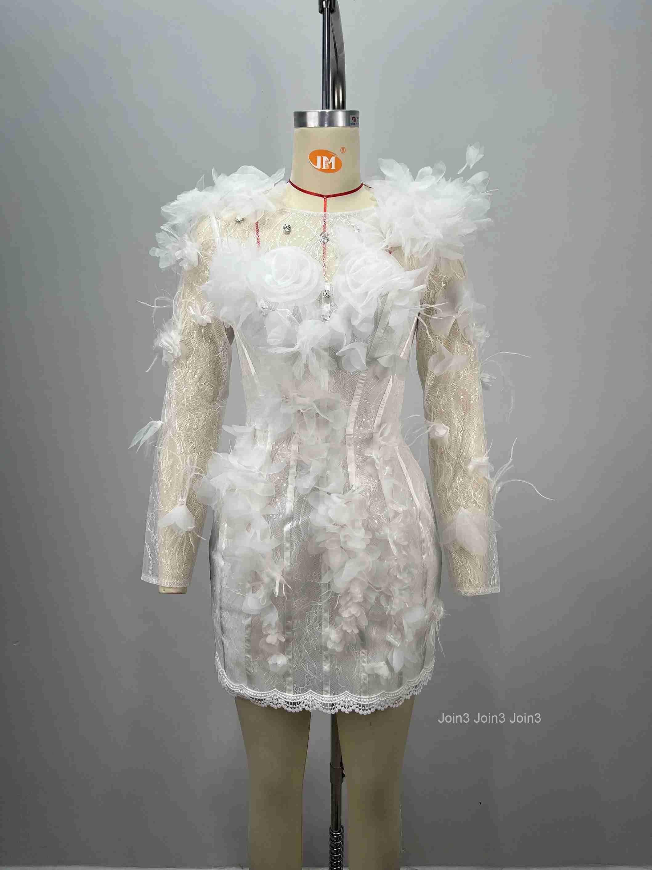 Elegant White Floral Lace Evening Dress Slim Fit Long Sleeve Feather Trim Wedding Party Guest Formal Events Luxury Gown