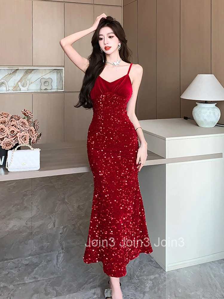 Luxury Elegant Party Dresses for Women Red Black Sparkling Glitter Velvet Strap Backless Bodycon Fishtail Robe Host Prom Vestido