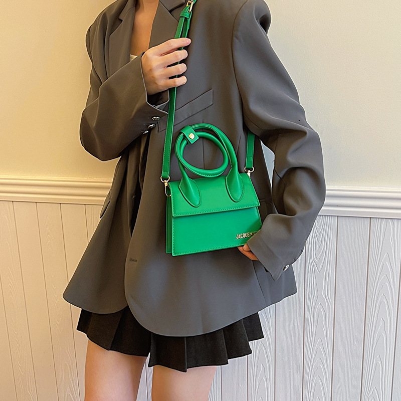 Free Shipping Designer Bag Handheld Small Bag For Luxury Bag Women 2025 New Trend Texture Versatile French Niche Design Single Shoulder Crossbody Smal