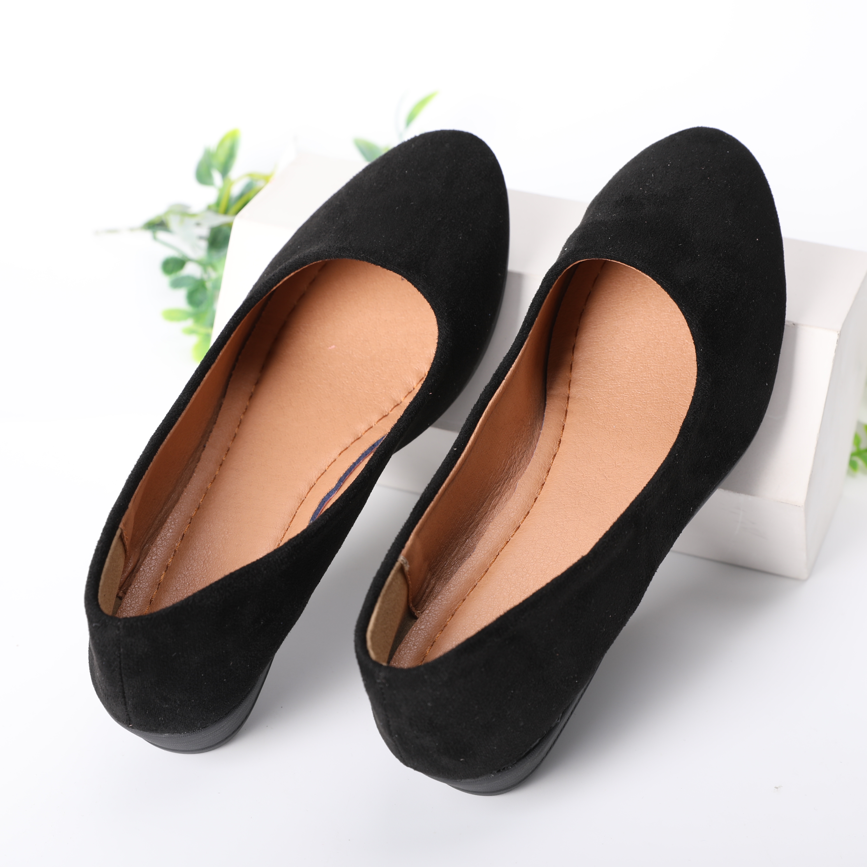222-Women's Four Seasons Classic Cloth Shoes Pumps with Elegant Biased Heels Suitable for the office