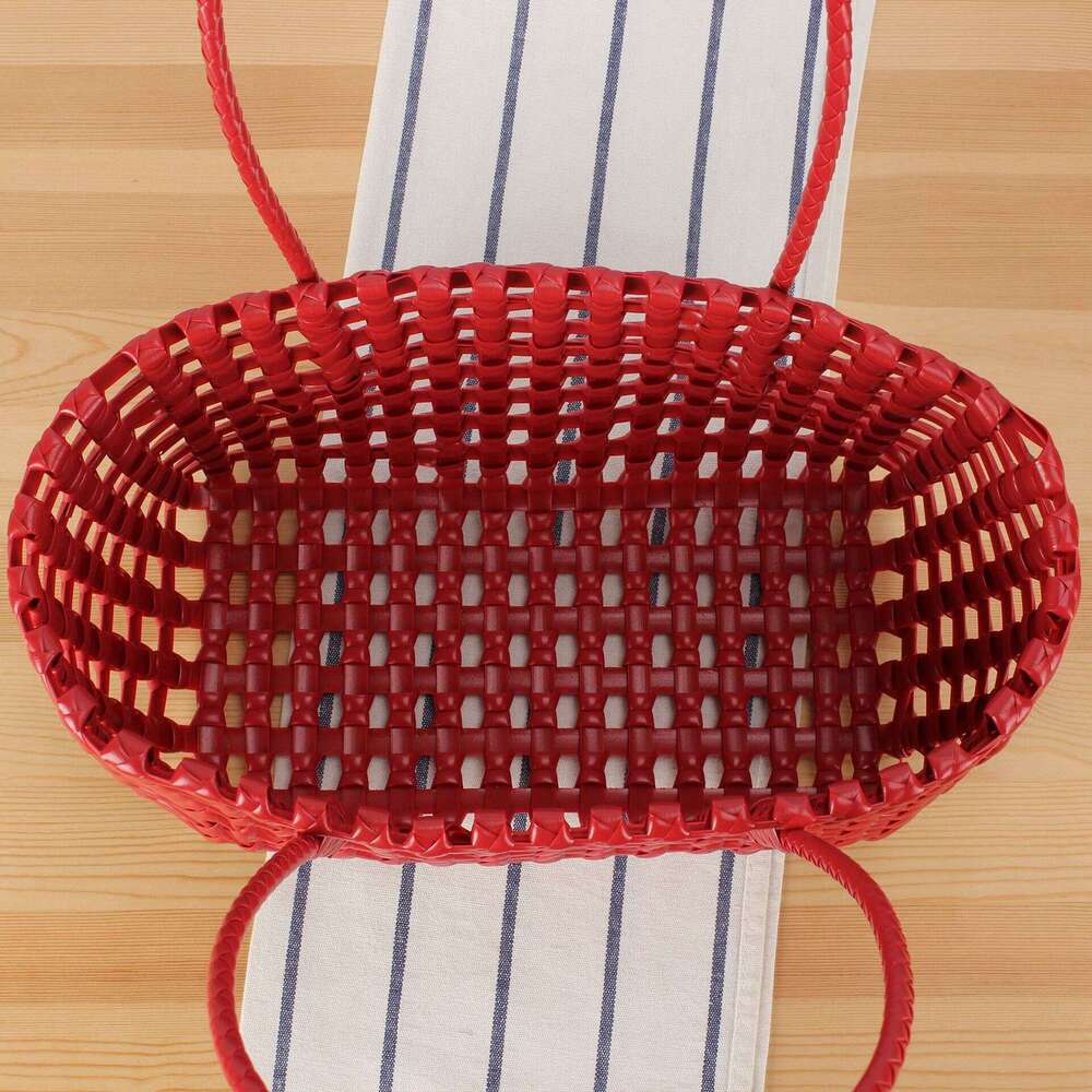 2025 New Hollow Design Women's Basket Niche Beach Vacation Casual Daily Versatile Ladies Bag