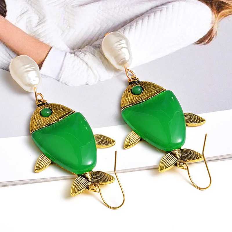New Brand Animal Pendant Earrings Train Green Color Simulated Pearl Fish Drop Earrings Summer Beach Jewelry Brincos XJ250623