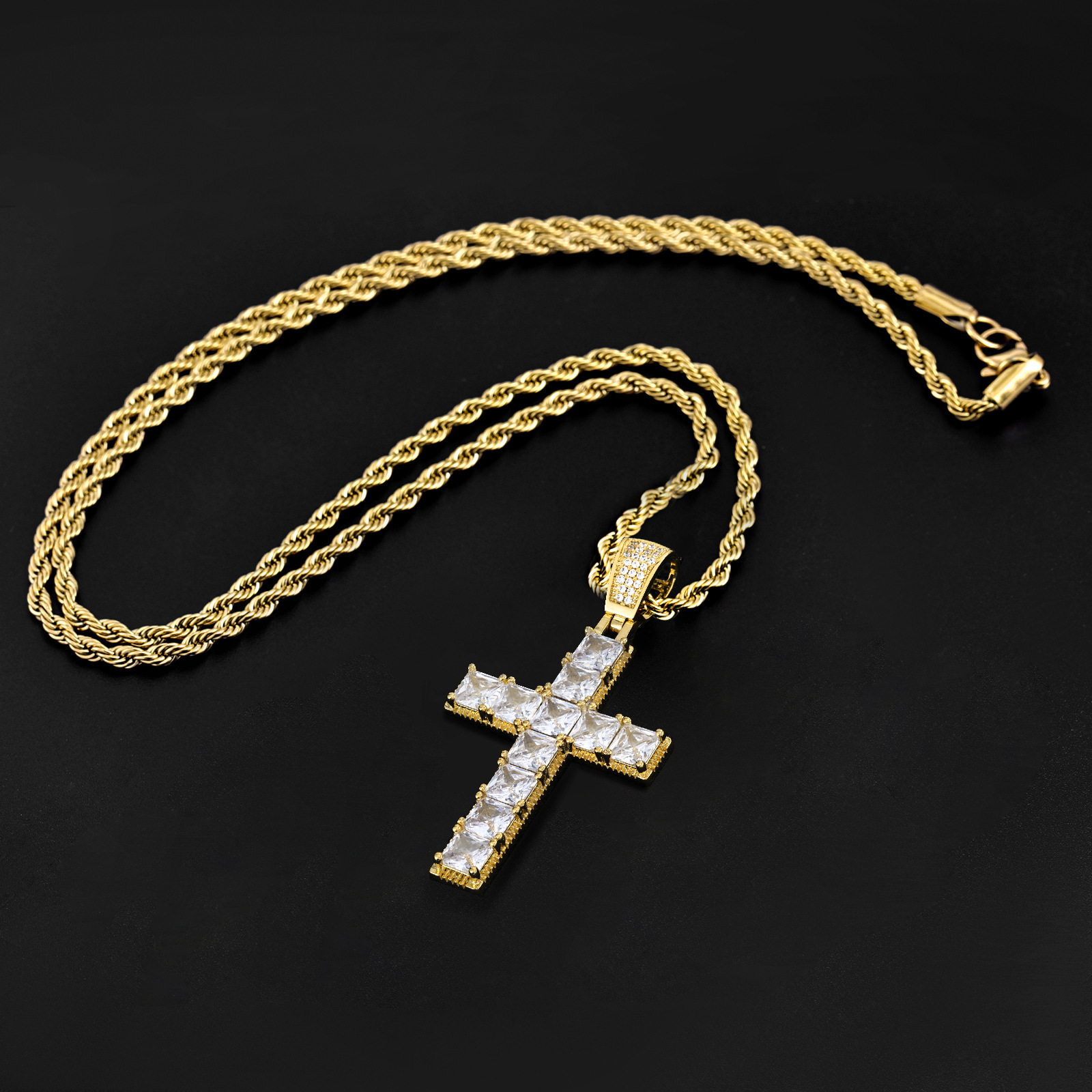 Hip Hop Jewish Cross Pendant Moissanite Diamond Inlaid Men's Cuban Link Trendy Religious Statement Necklace Pass the diamond tester