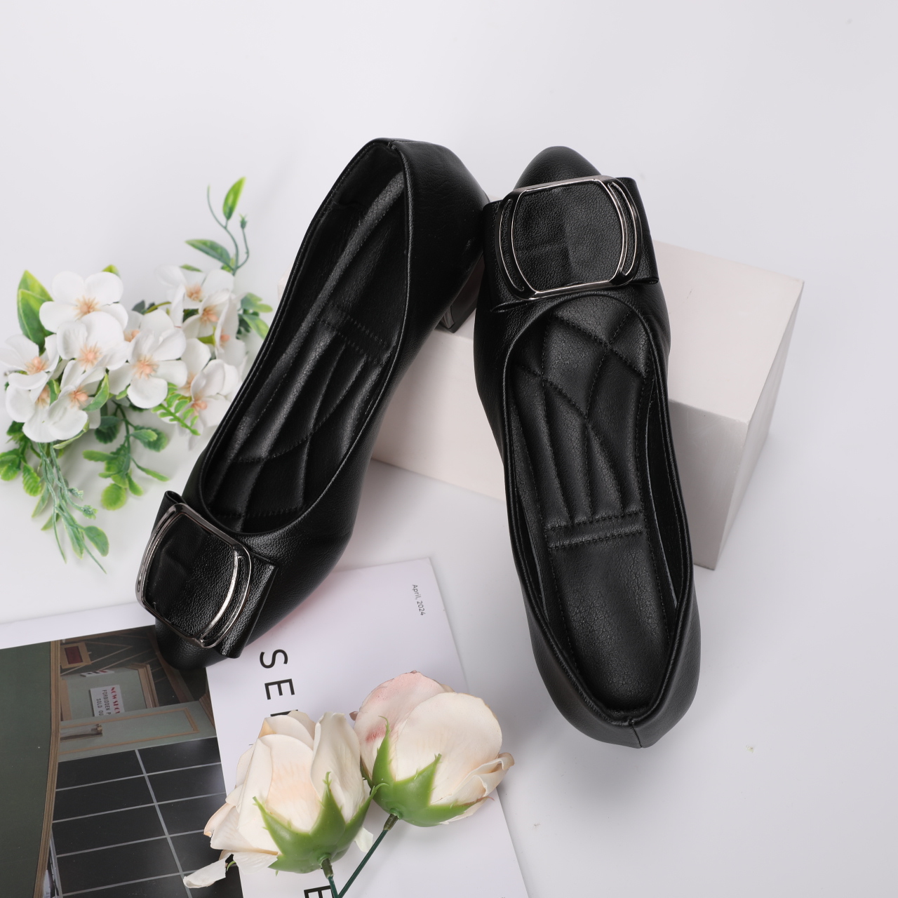 5536-Women's spring new fashion pointed toe cover with thick sole suitable for parties and office ladies light metal buckle