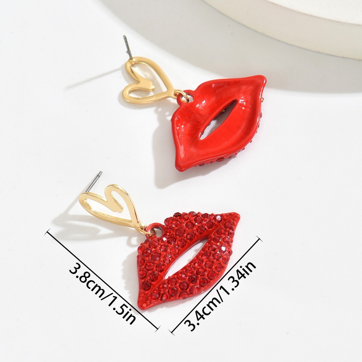 New Women's Jewelry Personality -Studded Heart Design Lip High-End Earrings for Women