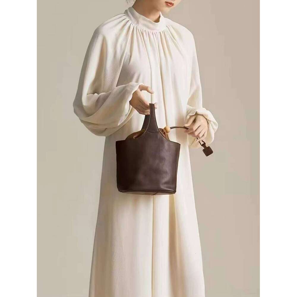 New Fashion Retro Flower Cabbage Basket Large Capacity Handbag Solid Color Simple Daily Casual Bouquet