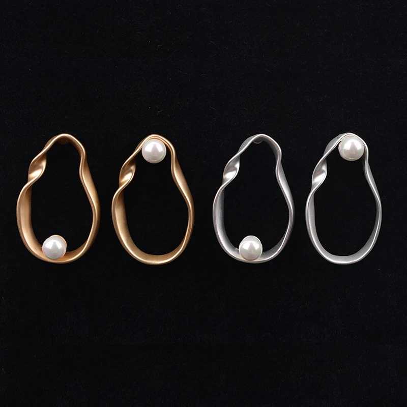 Fashion Simulated Pearl Irregular Dangle Earrings For Women Geometric Gold/Silver Color Metal Hollow Drop Earrings Jewelry Gift XJ250623