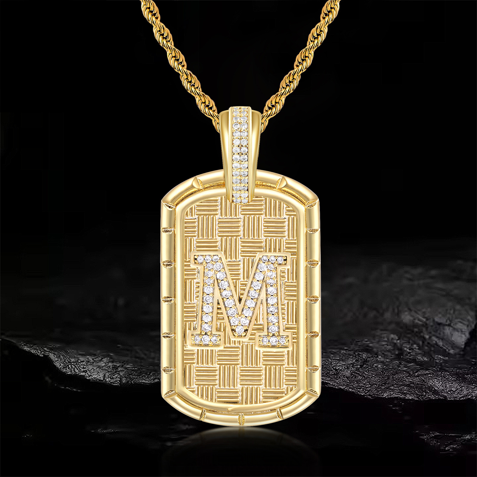 Hip Hop druzy jewelry 26 Letter Diamond Inlaid Pendant Necklace Creative Square Plate Jewelry with Personalized Design