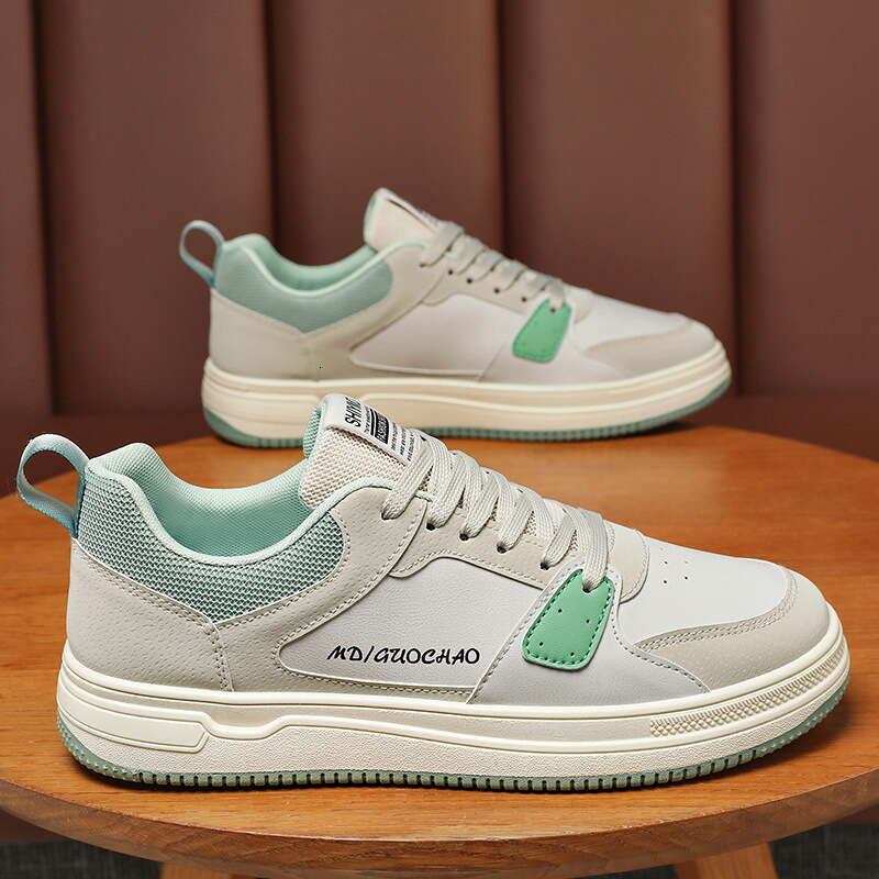 Spring Men's New Breathable Canvas Men new Korean Style Versatile White Thick Sole Sneakers Casual Board Shoes