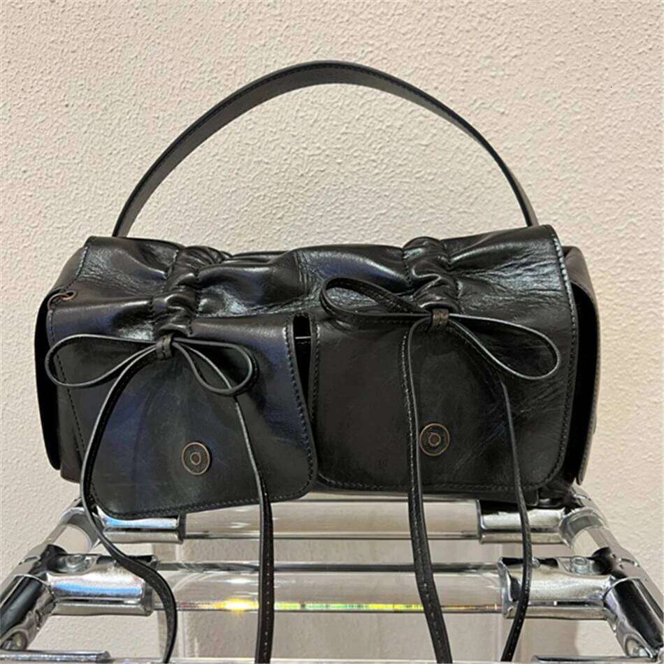 Black Calfskin Shoulder High Quality Bowknot 2025 New Hot Sale Travel Bags For Women