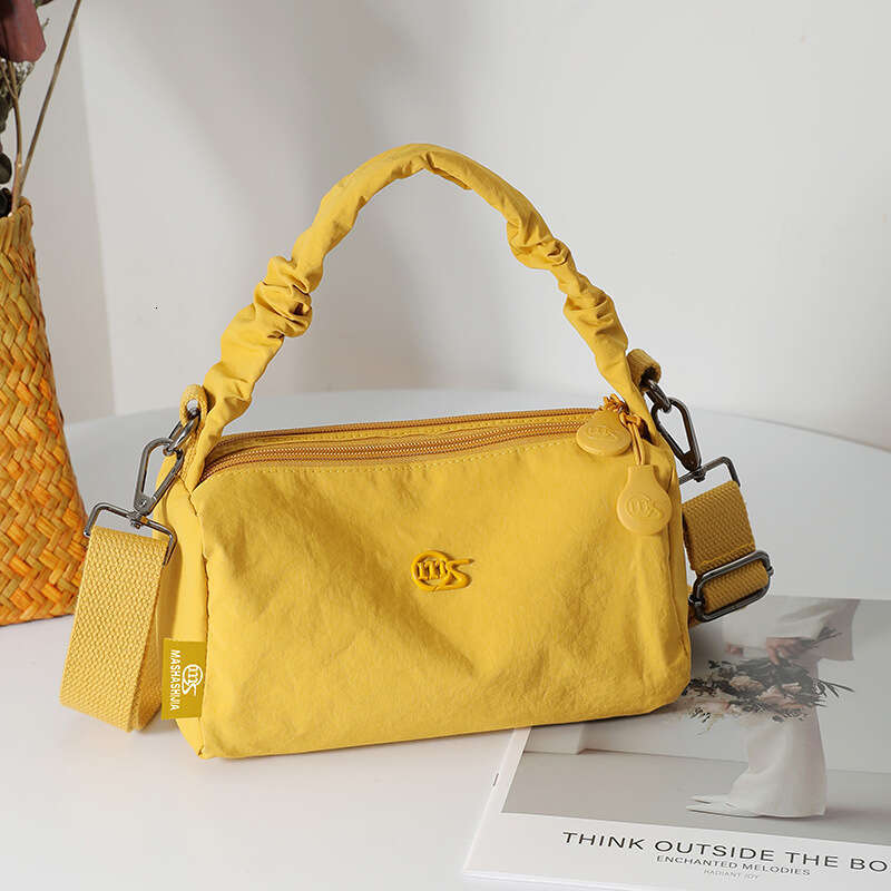 Casual Versatile Small Square for Women 2025 New Korean Style Nylon Fashionable Large Capacity Handheld Crossbody Shoulder Bag