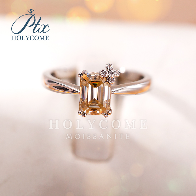 Wholesale Jewelry Rings Champagne Color 1ct Four-Claw Square Emerald Cut Moissanite 925 Sterling Silver Solitaire Wedding Ring for Woman