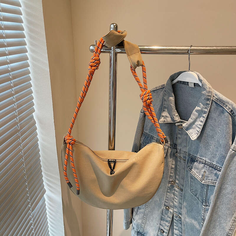 Trendy Casual Crossbody 2025 New Large Capacity Fashion Sports Single Shoulder Dumpling Bag