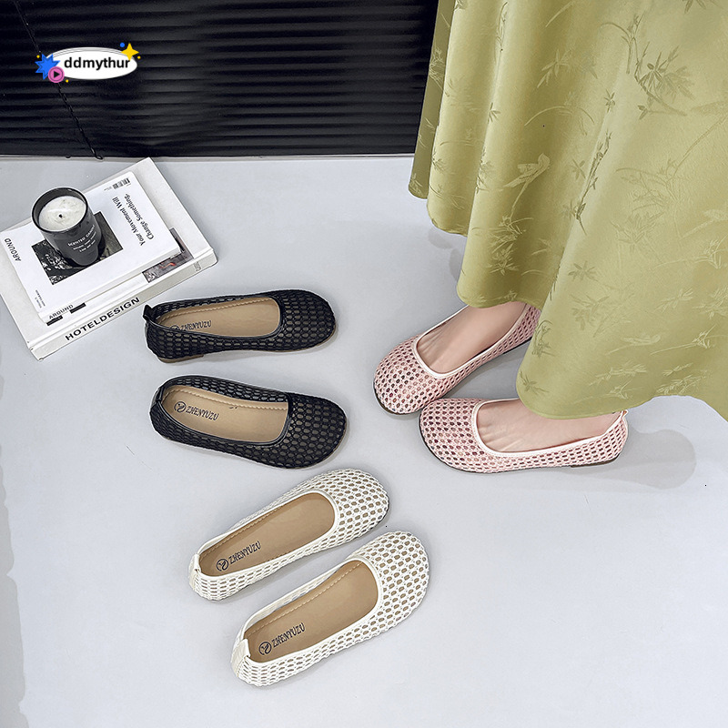 Light Luxury Niche 2025 Summer New Women's Sandals for Outdoor Wear ddmythur