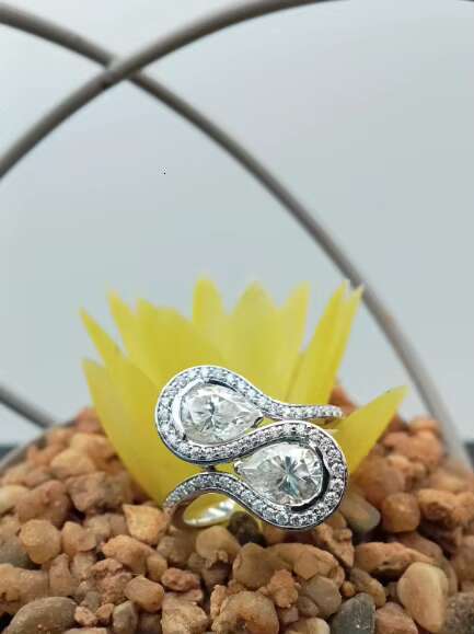 100% Satisfaction Guaranteed Custom Fancy Solitaire Big 3 Ct Gold 14k 18k Waterproof Oval VVS Moissanite Ring Fashion Rings