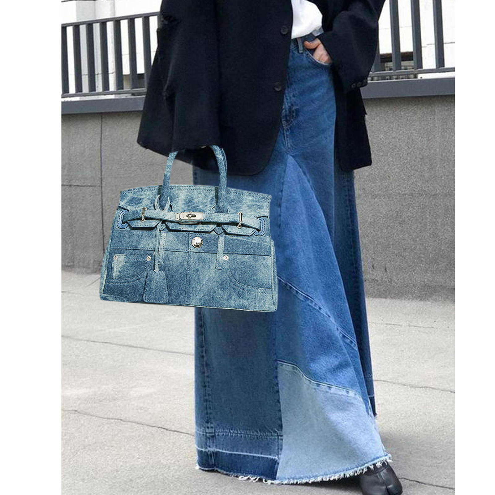 2025 New Designer Denim Bag Shoulder Bag Large Capacity Crossbody Bag High-Grade Denim Handbag Envelope Bag Locking Decoration