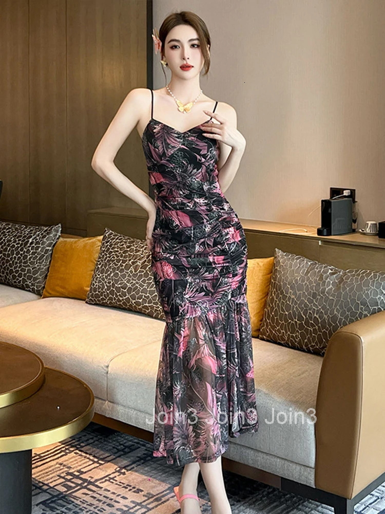 Summer Vintage Boho Print Vacation Beach Dress Women Clothes Elegant Sexy Strap Bodycon Folds Midi Party Birthday Vestidos Robe