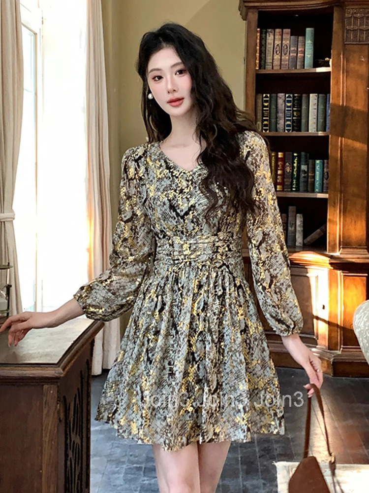 French Fashionable Mini Dress Women Vintage Print Long Sleeve Pleated Ball Gown Lady Coffee Break Street Vestido Holiday Clothes