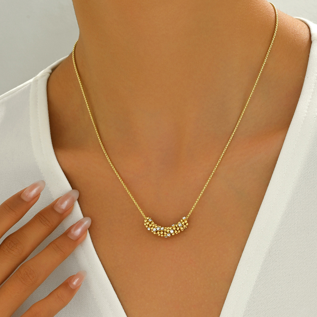 Fashion Women's Inlaid Geometric Design Clavicle Chain High-End Pendant Necklace