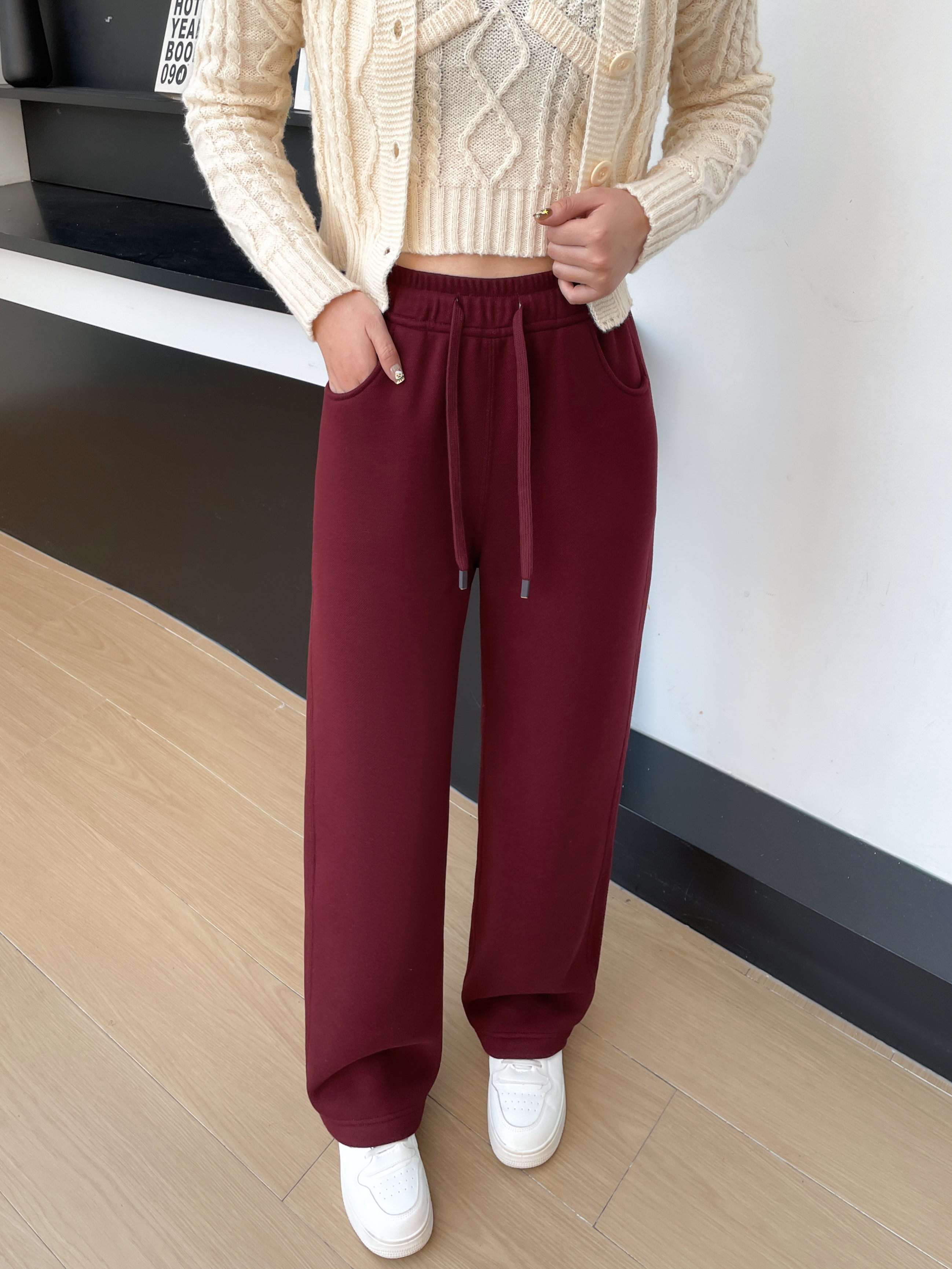 Antelope Velvet Straight Leg Pants Women Draped Feeling Casual and Comfortable Daily Wear Style