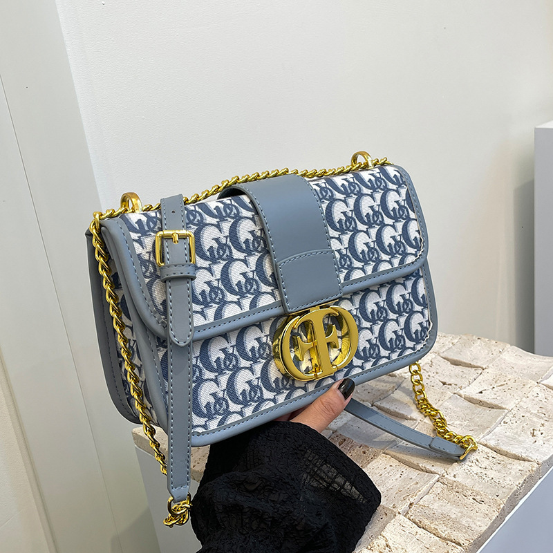 Free Shipping Designer Bag Embroidered Vintage Bag High-end Handmade Bag For Women Trending Small Bag Light Luxury Fashion Retro Luxury Bag Shoulder C