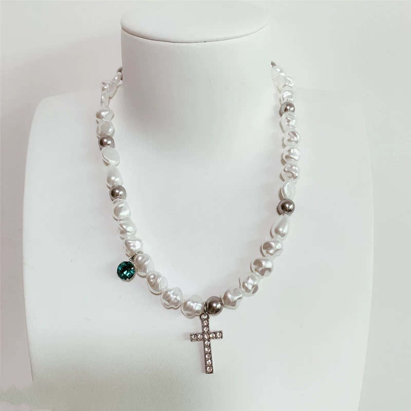 European-American Inspired Trendy Pearl Necklace Unique Cross Shape