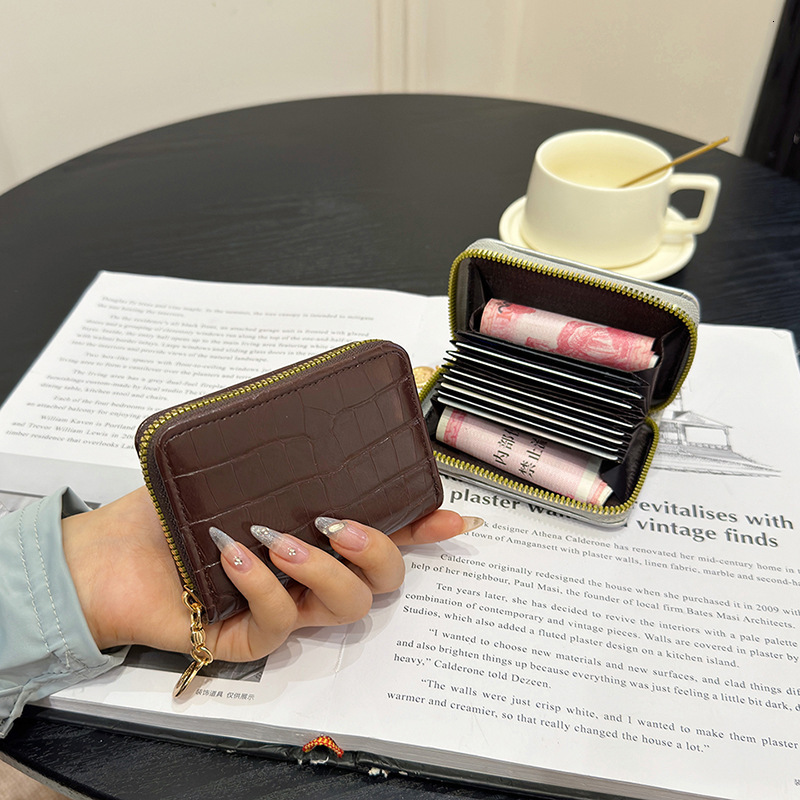Free Shipping 2025 New Designer Bag Card Holder Women High-end ID Storage Bag Small Wallet Multi-card Slot Coin Purse Clutch Bag